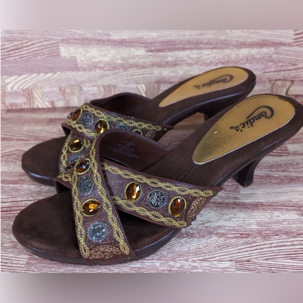 Vintage 80’s Boho Candies Brown Jeweled  Sandals 2" Kitten Heels Sexy Slides 9